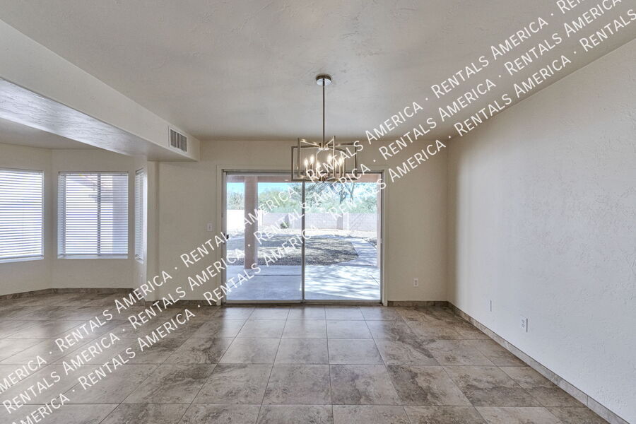 Building Photo - 3460 W Sky Ridge Loop