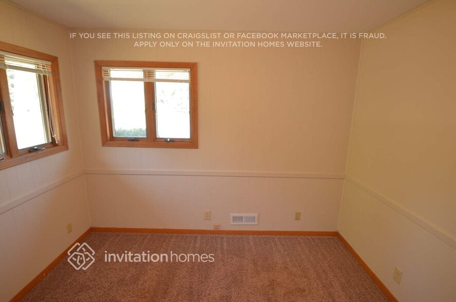 Building Photo - 8532 Thomas Ave S