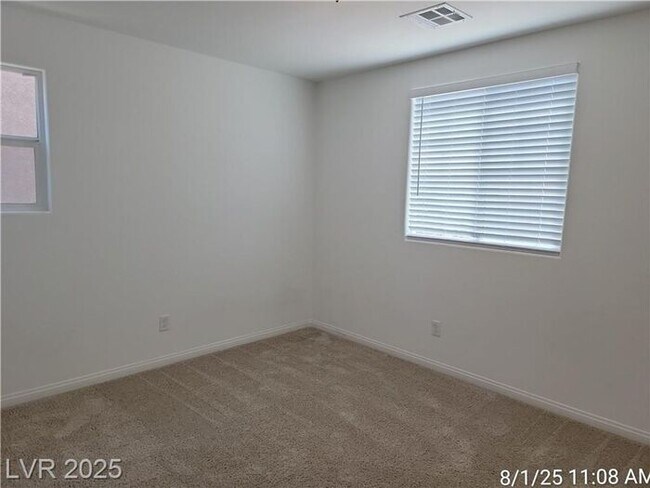 Building Photo - OUTSTANDING HOME IN CADENCE COMMUNITY!