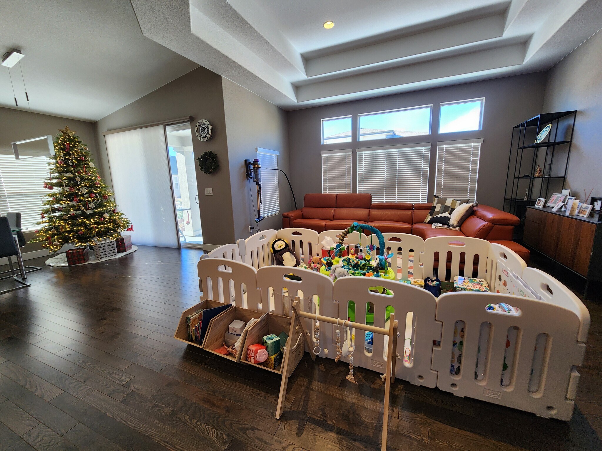 Building Photo - 10043 Hannaway Dr