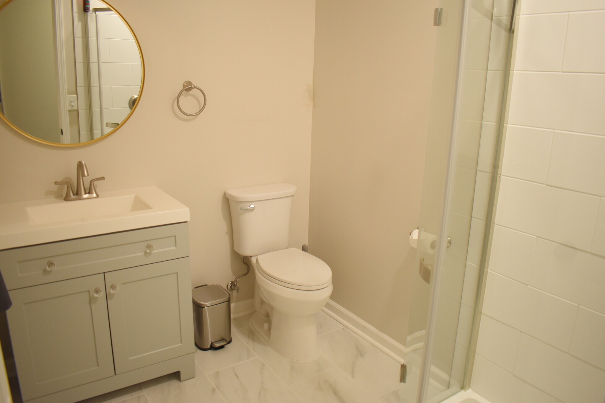 Building Photo - 2720 Oleander Dr