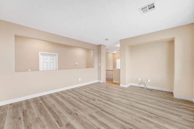 Building Photo - 9721 Sienna Valley Ave