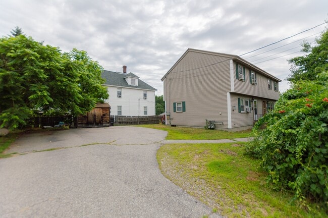 Building Photo - 198 Kearsarge St