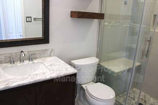 Building Photo - 9900 Prince Royal Pl