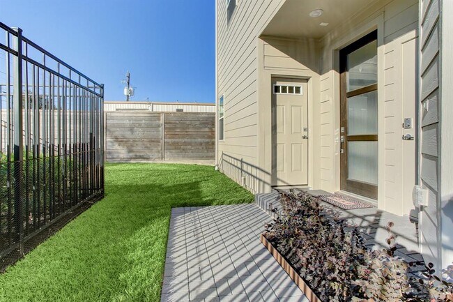 Building Photo - 2703 Eado Edge Ct