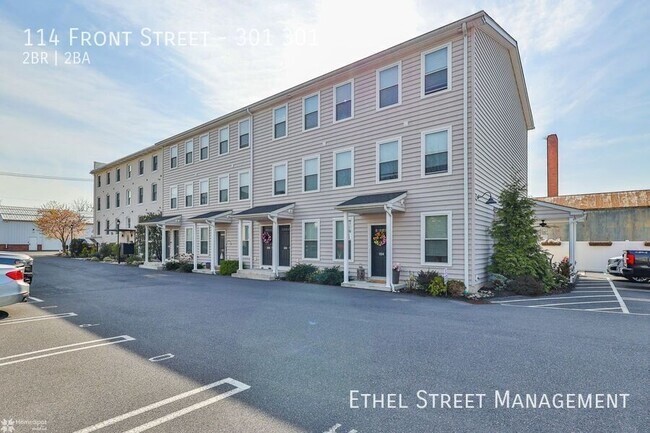 Building Photo - 114 Front St