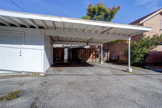Building Photo - 6321 Crab Orchard Rd