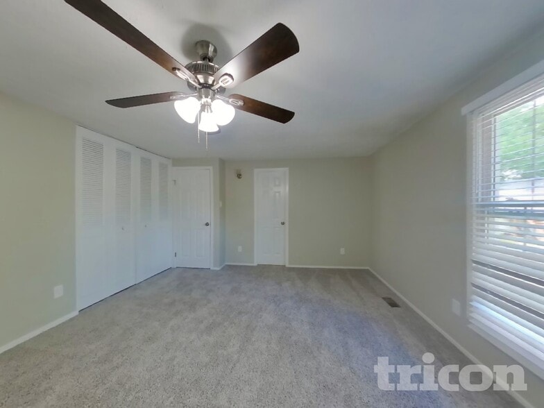 Building Photo - 2241 Old Bailey Ct