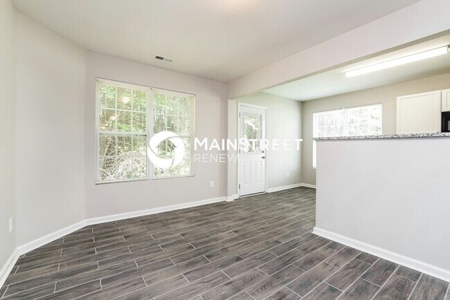 Building Photo - 3 Bedroom Pet-Friendly Home in Raleigh, NC with Main Street Renewal