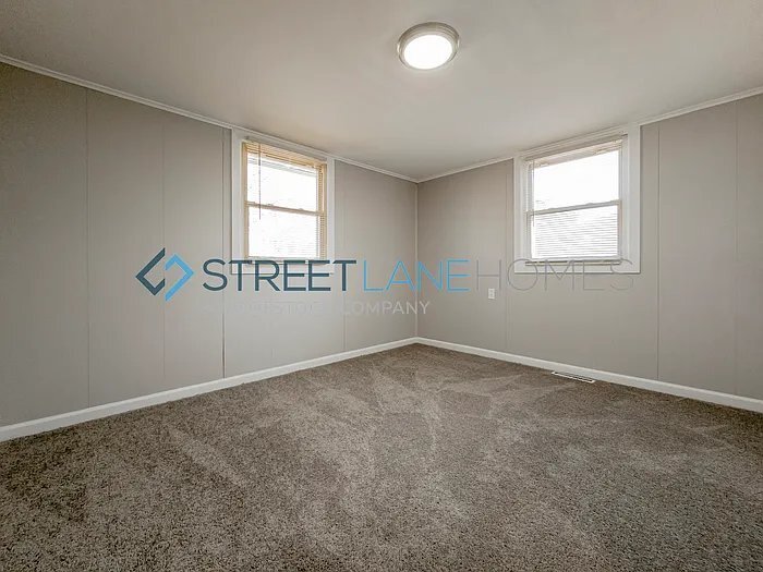 Building Photo - 2140 Miracle Ave