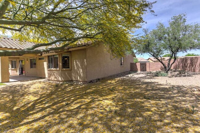 Building Photo - Madera Highlands