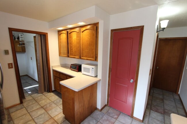 Building Photo - Cute Mountainaire home