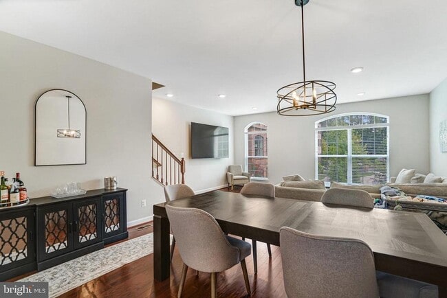 Building Photo - 4420 Fair Lakes Ct