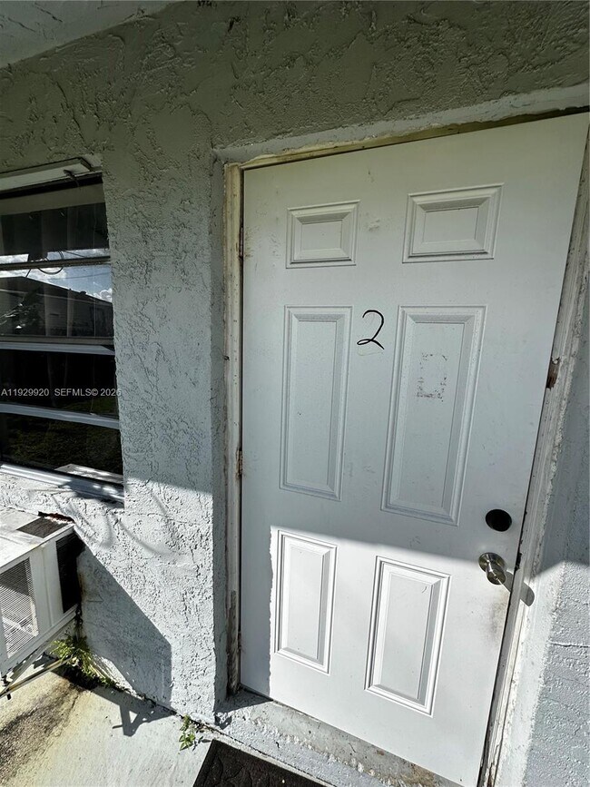 Building Photo - 2120 NW 4th St