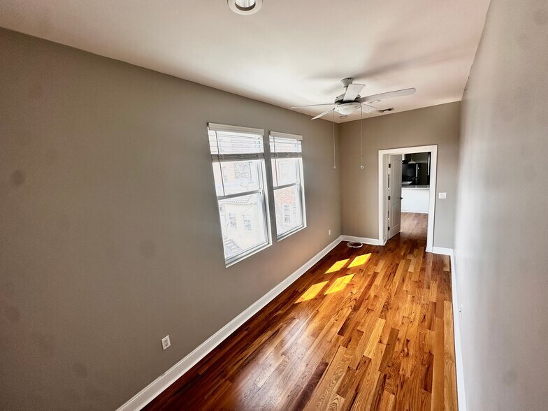Bedroom - 384 Fairview Ave