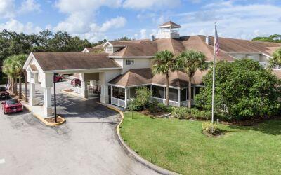 Building Photo - 2608 Covenant Dr