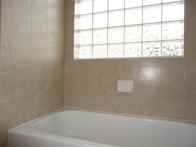 Building Photo - 5750 Rusack Dr