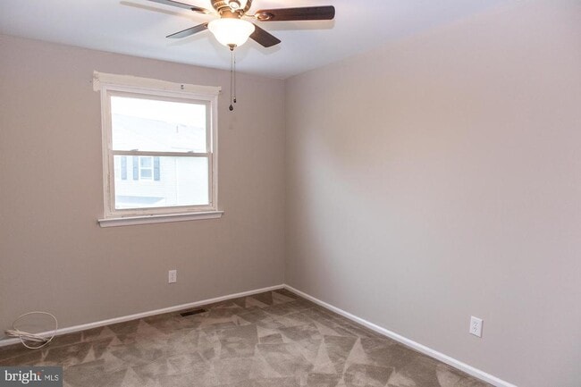 Building Photo - 54 Reliance Ct