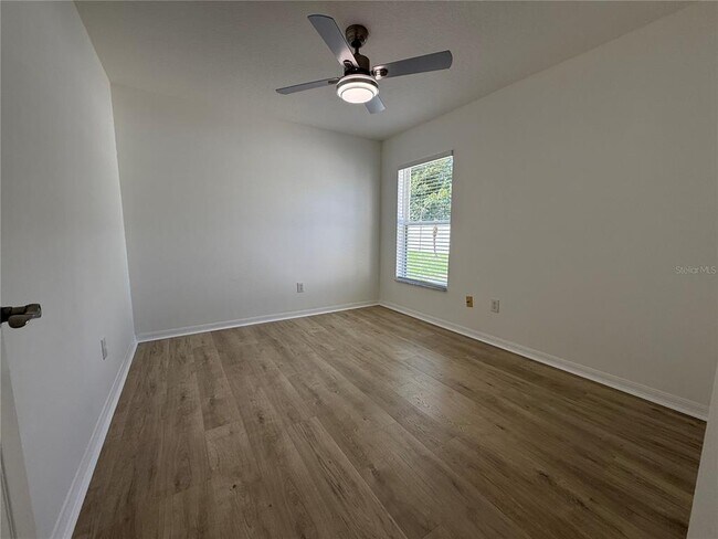 Building Photo - 2 Upland Pl