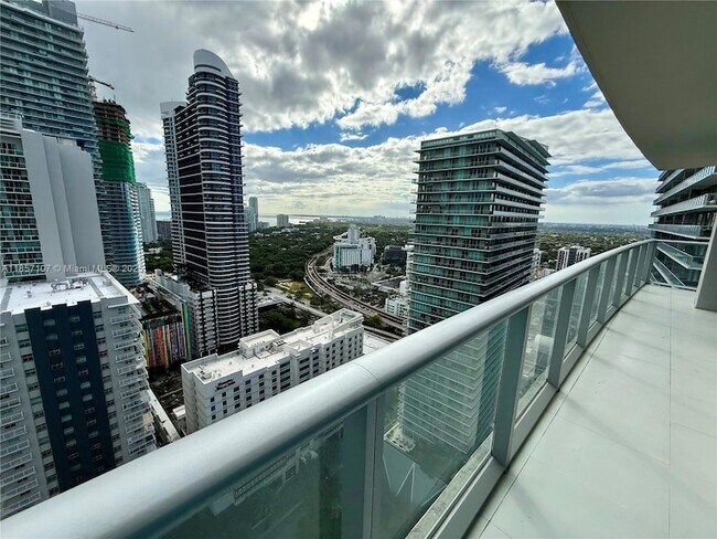 Building Photo - 1100 S Miami Ave