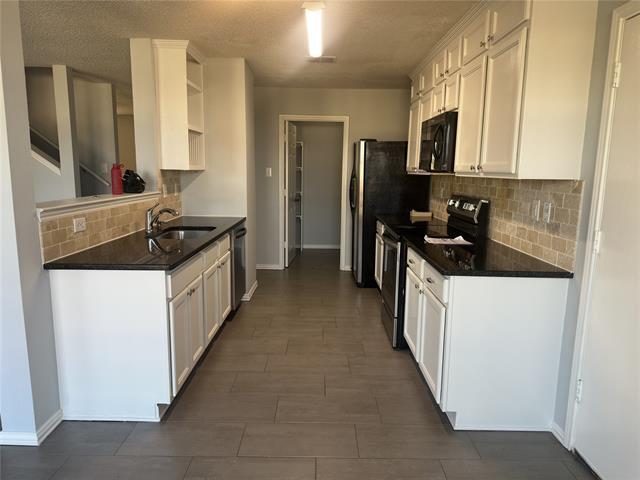 Building Photo - 1744 Hickory Creek Ln