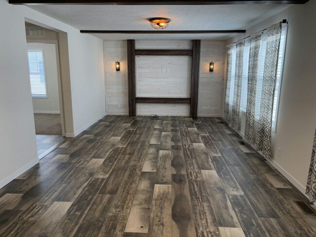 Building Photo - 25638 Baltusrol Dr