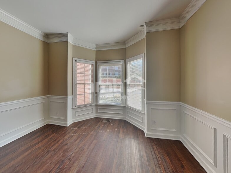 Building Photo - 4809 Rapids Cir NW