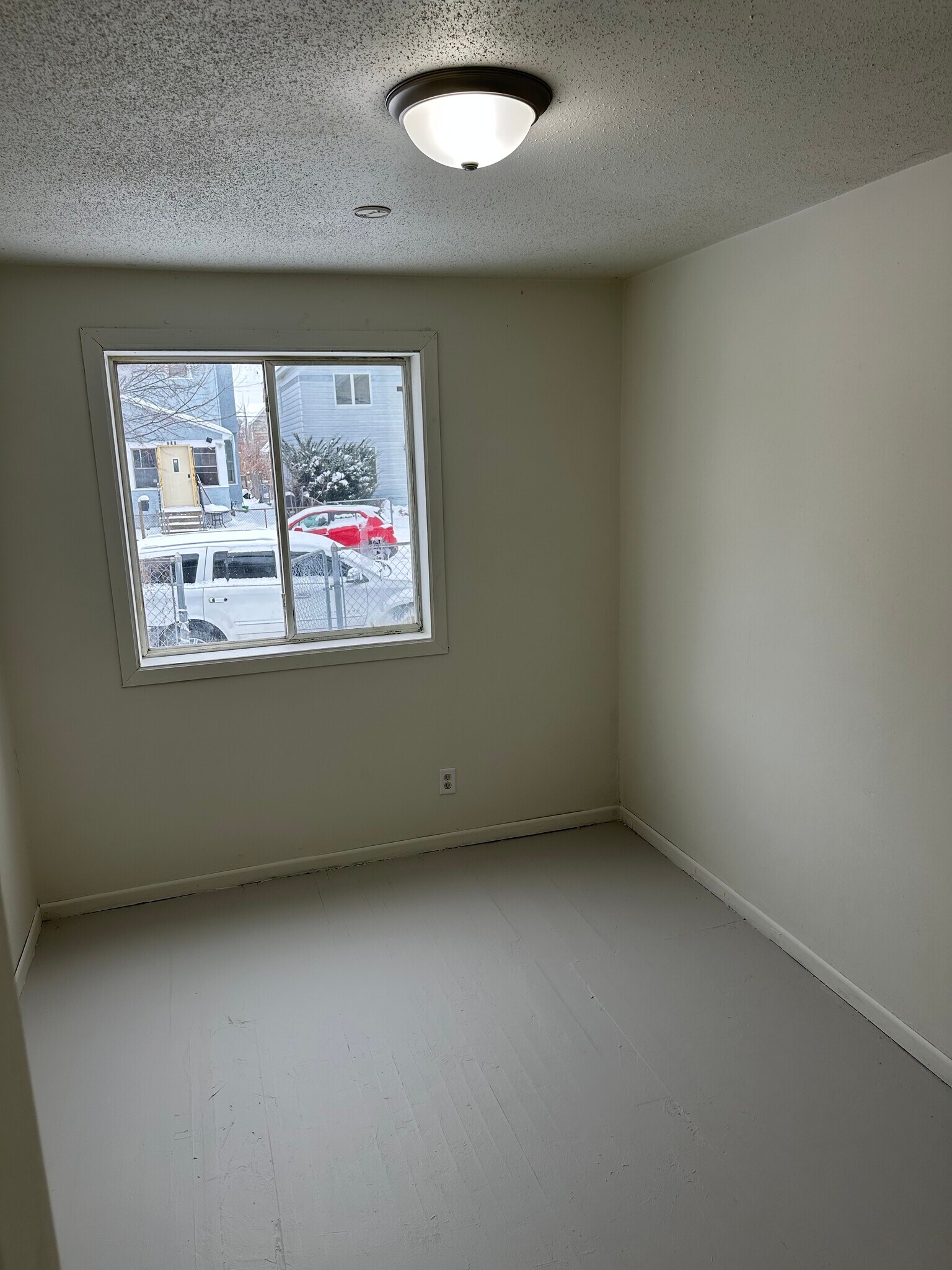 Building Photo - 730 Thomas Ave