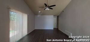 Building Photo - 5236 Meadow Rise St