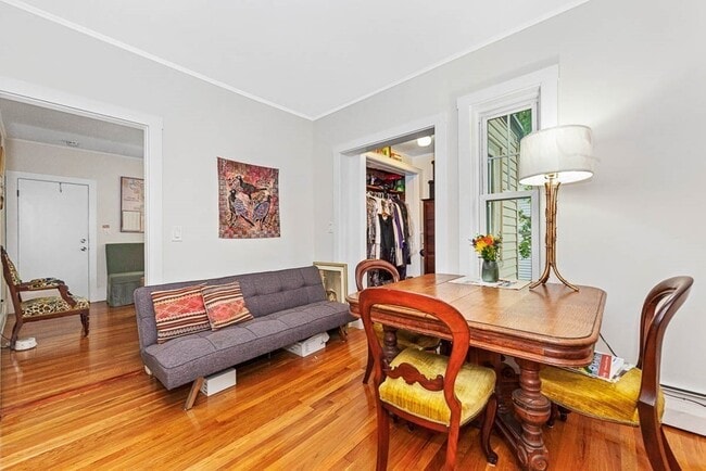 Building Photo - 27 Franklin St