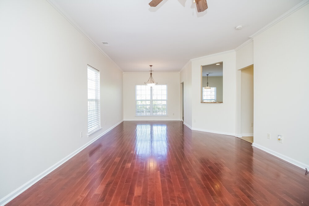 Building Photo - 7871 Rainey Dr