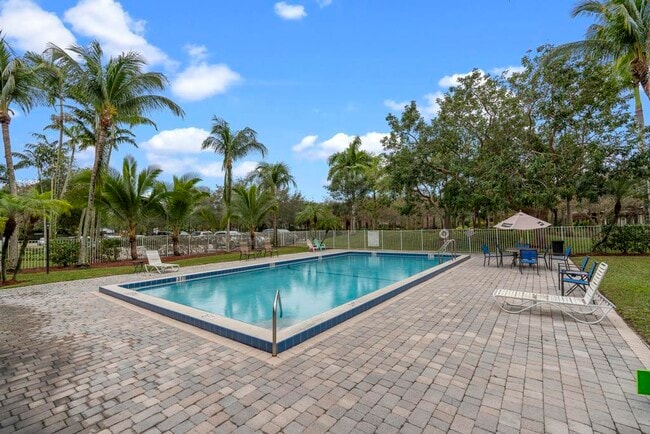 Building Photo - 120 Sparrow Dr