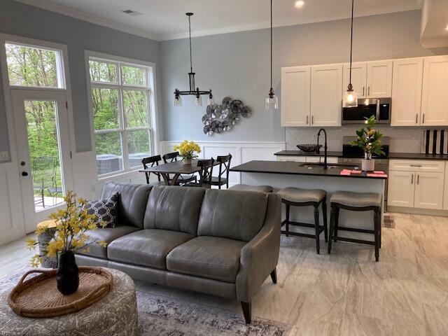 Building Photo - 1590 Higbee Mill Rd