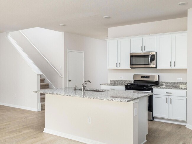 Building Photo - 2704 Indian Clover Trl