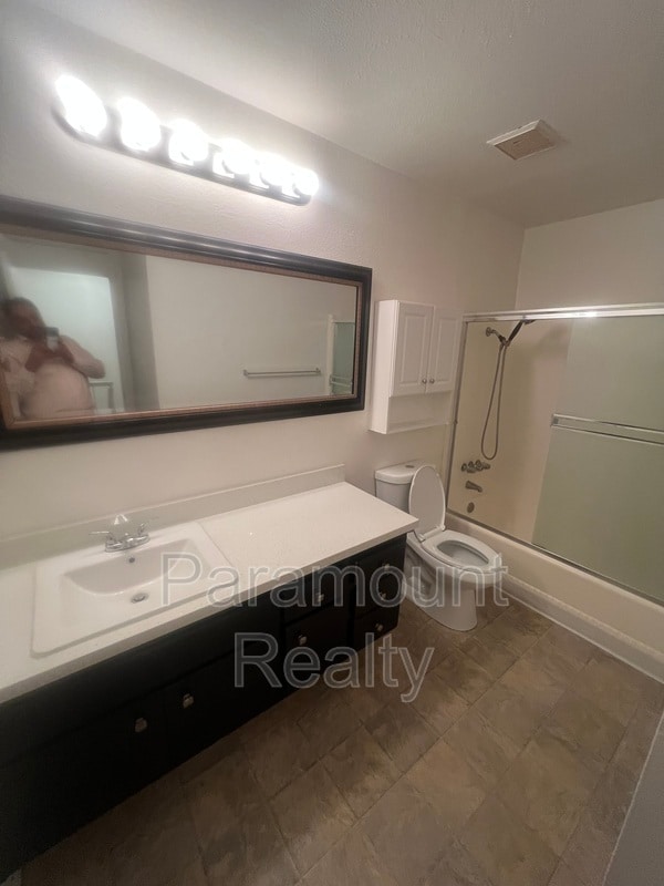 Building Photo - 1120 Kenwal Rd