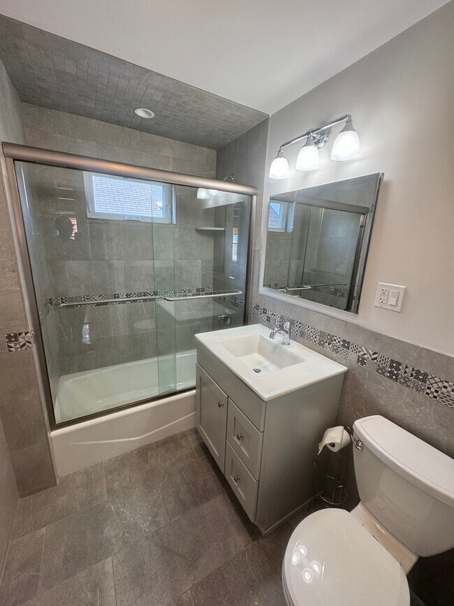 Building Photo - 86 Morrison Ave