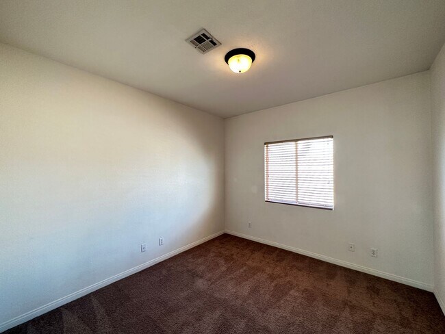 Building Photo - TIMBER CREEK VILLAGE