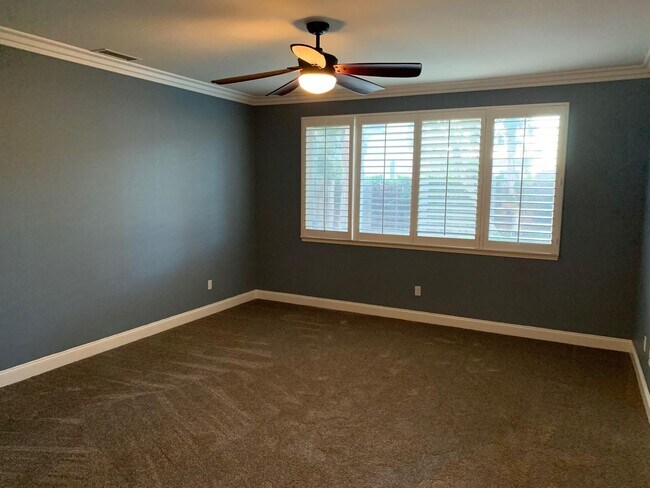 Building Photo - Lovely home in desirable Moorpark neighbor...
