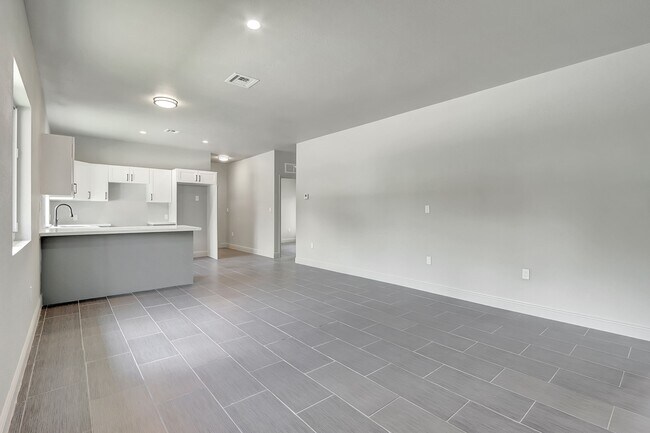 Living / Dining / Kitchen - 707 NW 2nd Terrace