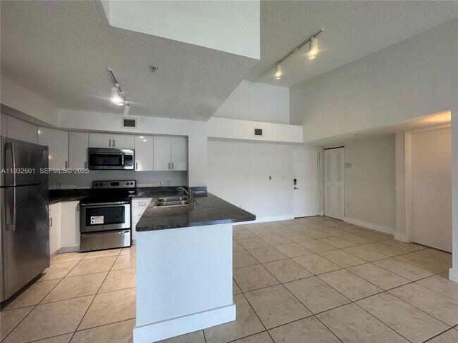 Building Photo - 4370 NW 107th Ave