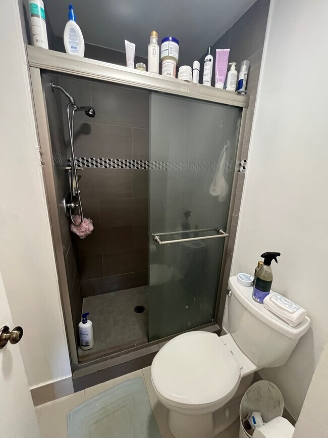 Building Photo - 2059 SW 15th St