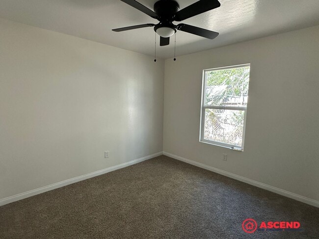 Building Photo - 415 Minner Ave