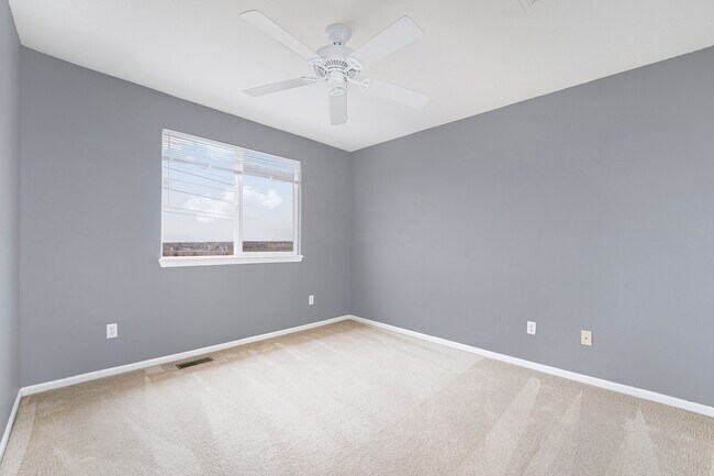 Building Photo - 20501 E Union Ave