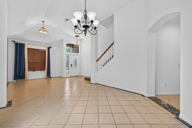 Building Photo - 12214 Doe Meadow Dr