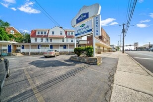 Building Photo - Keystone  Apartments