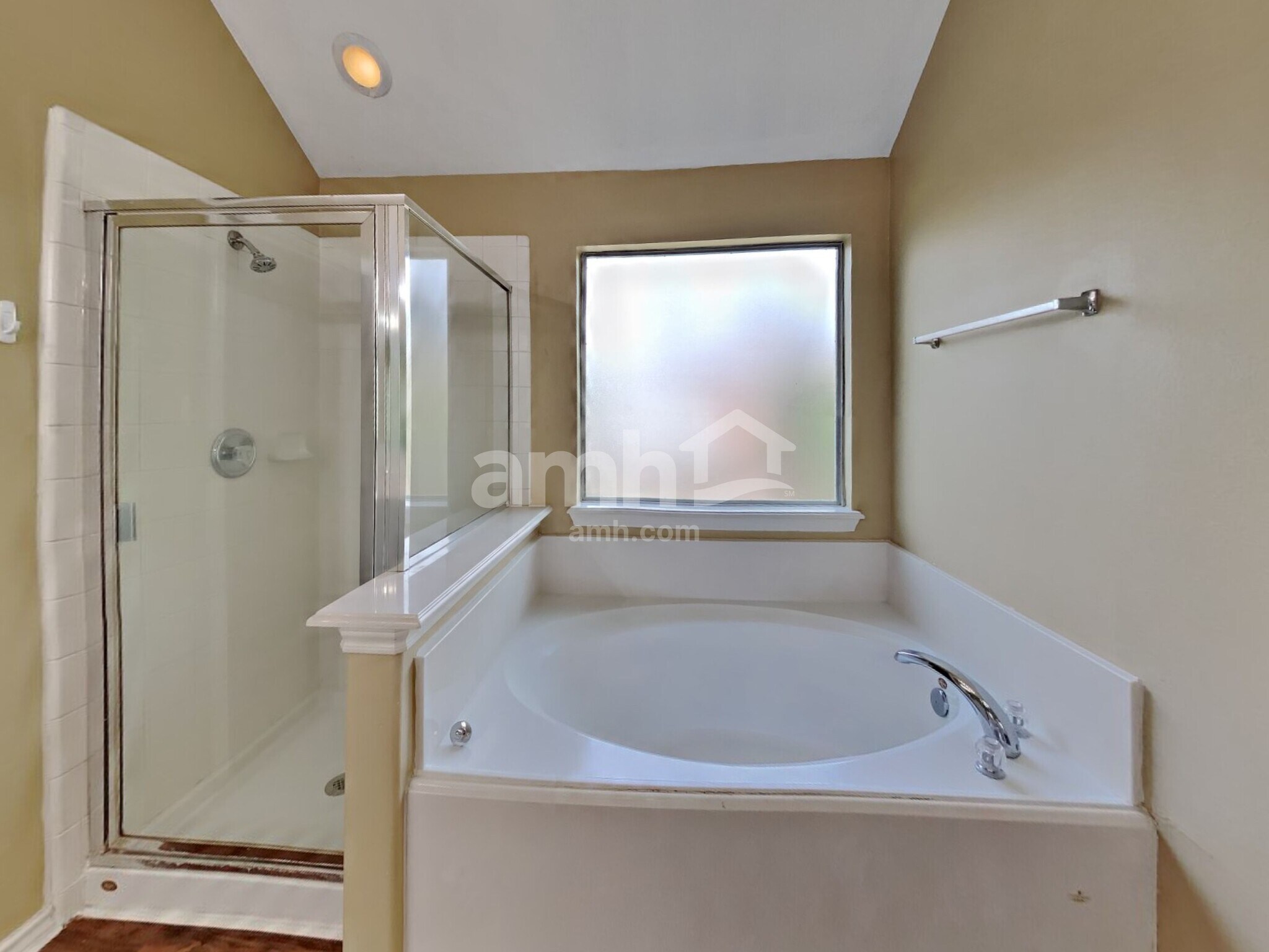 Building Photo - 26004 Castle Meadow Ln