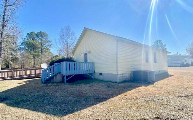 Building Photo - NEW LISTING!!!!!