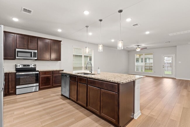 Building Photo - 7101 McGregor Lp