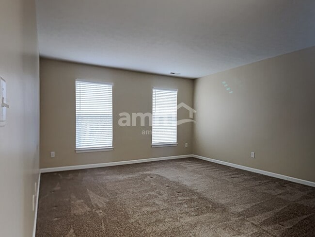 Building Photo - 268 Indian Lake Dr