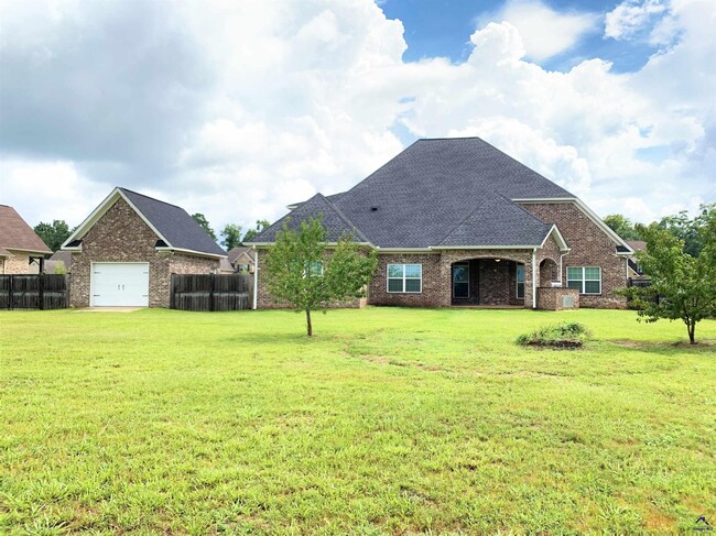 Building Photo - 4033 Coosa Dr